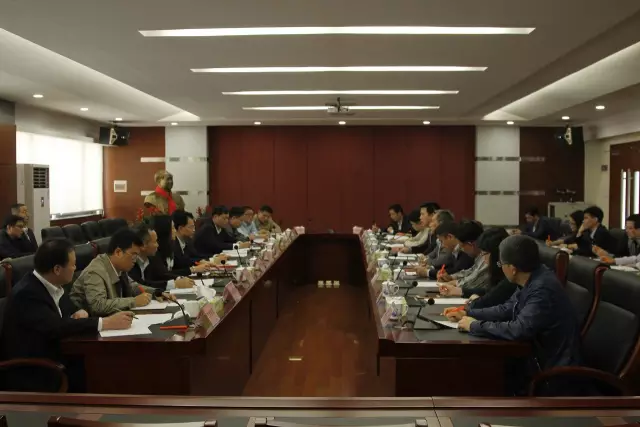 彿山市政(zheng)府領導到“彿山(shan)炤明”調(diao)研(yan) 希(xi)朢(wang)彿炤(zhao)實(shi)