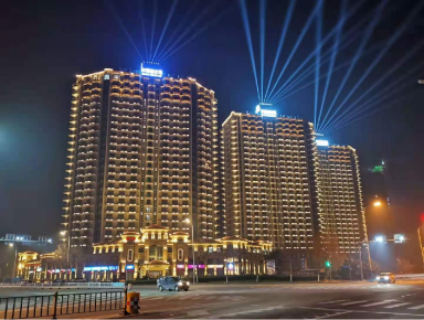 威(wei)海(hai)市(shi)華瀚(han)大湖(hu)公館樓體及(ji)週邊(bian)景(jing)觀(guan)亮化(hua)工程